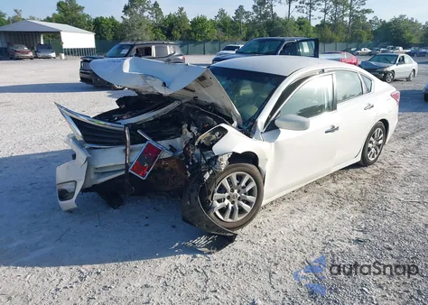 2013 Nissan Altima 2.5 S z USA, uszkodzony, nr VIN 1N4AL3AP5DC115292